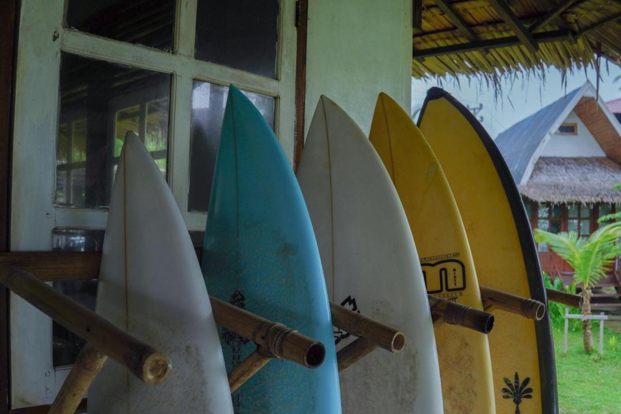 Momos Surf Shack 호텔 Salul 외부 사진